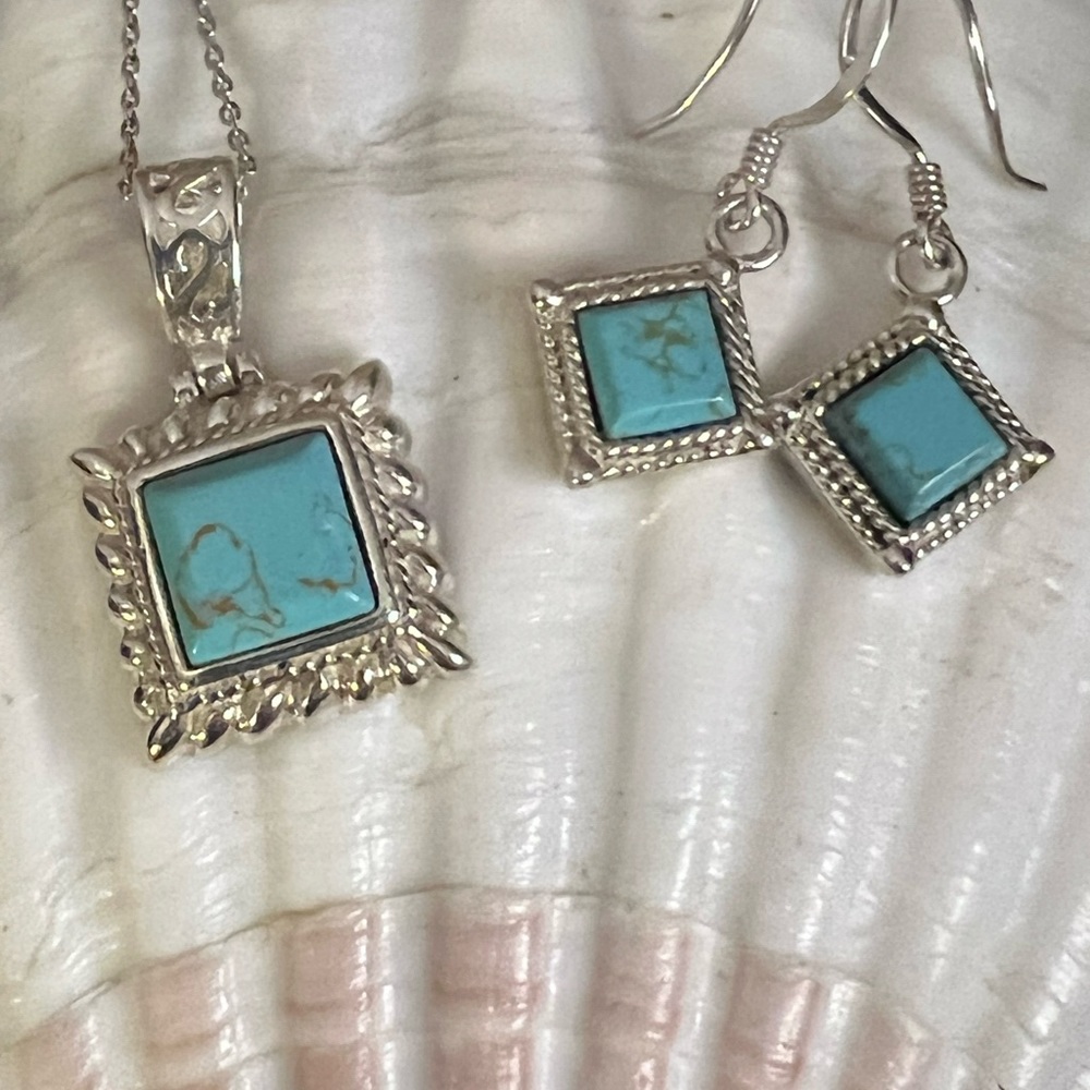 Sterling Silver and turquoise necklace set